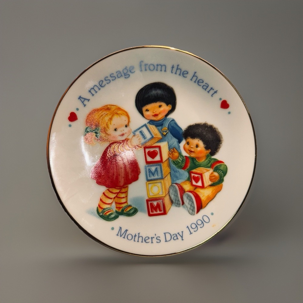 Vintage 1990 Avon Mother's Day Collector Plate A Message From The Heart 5in